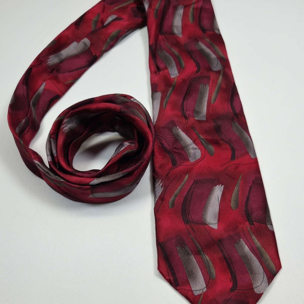 J. Garcia Duckworm Alarm Collection 37 Abstract Red Silk Tie